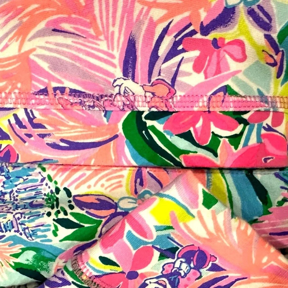 Lilly Pulitzer Disney Parks Dreamin' Minnie Mouse Daisy Duck Long Sleeve Large - Picture 4 of 5